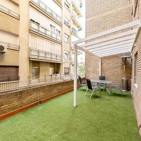 Precioso Piso Con Terraza En Centro De *